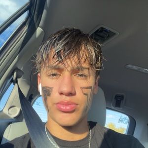 Meet your Posher, Ethan